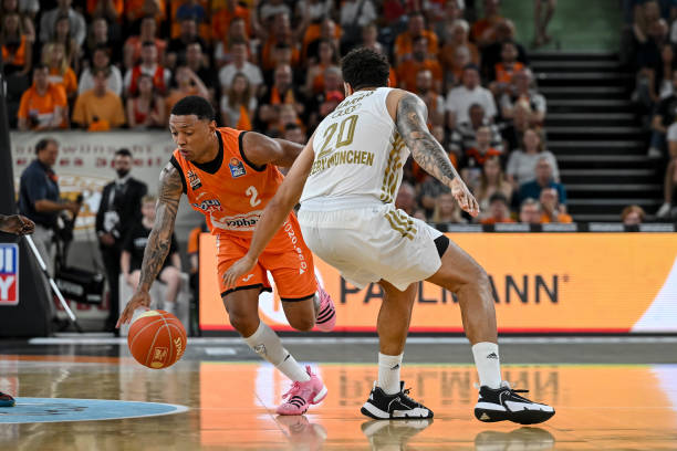 会在社交平 会在社交平