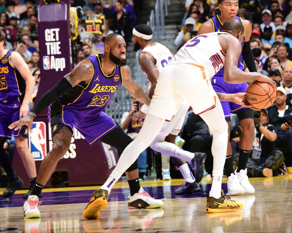 音乐始终是 音乐始终是