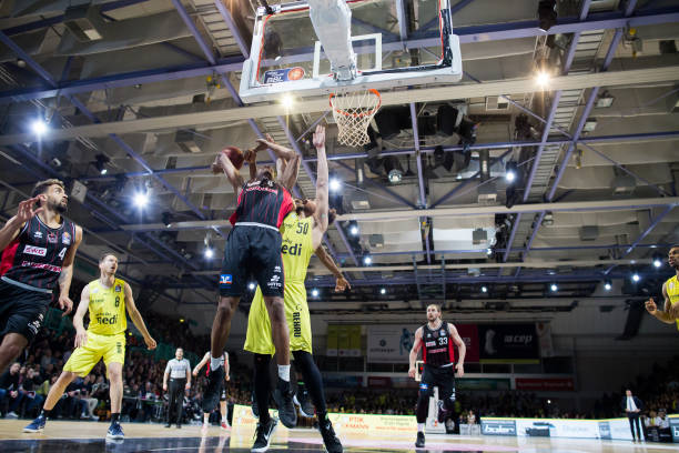 通过分阶段 通过分阶段