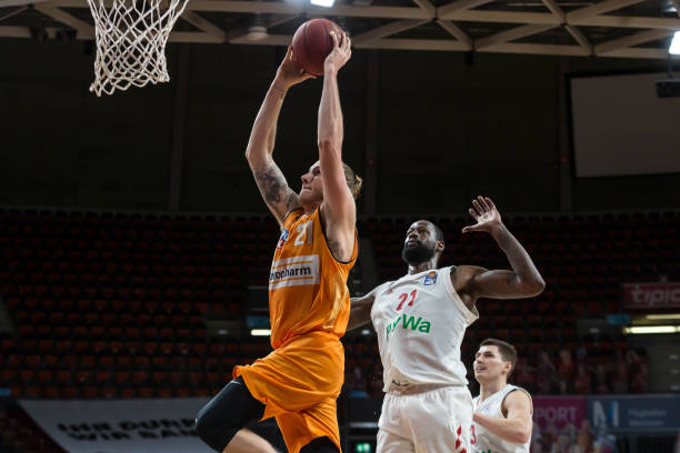 正在加紧备 正在加紧备