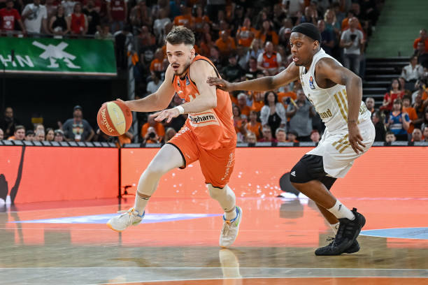 3战狂胜1 3战狂胜1