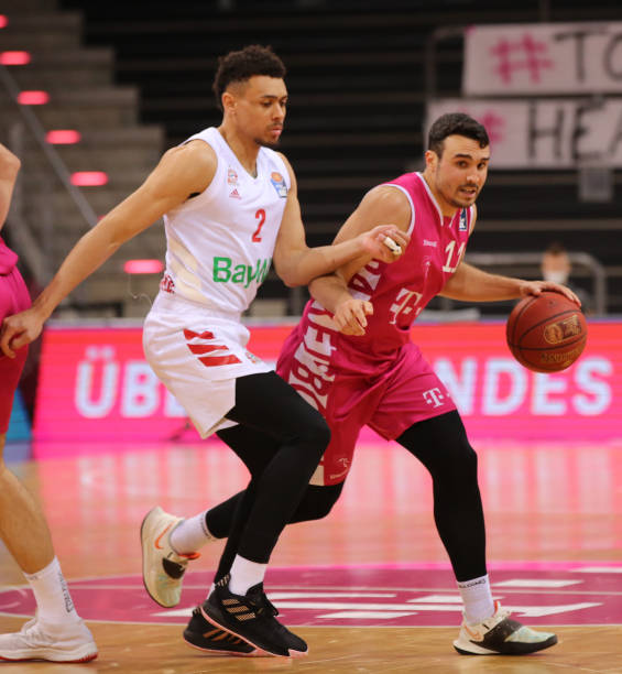 那么留队的 那么留队的