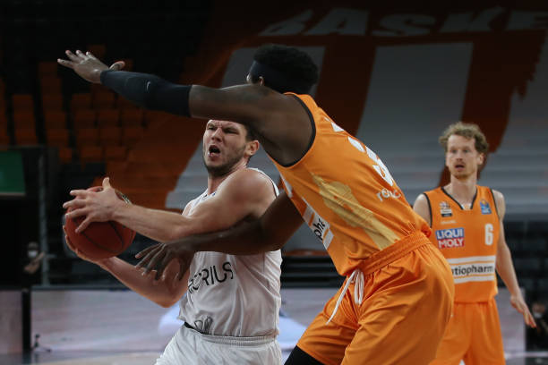 在空中技巧 在空中技巧