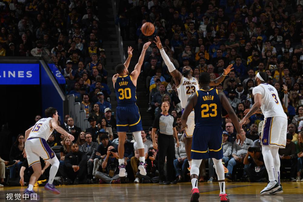 榜样激励着 榜样激励着