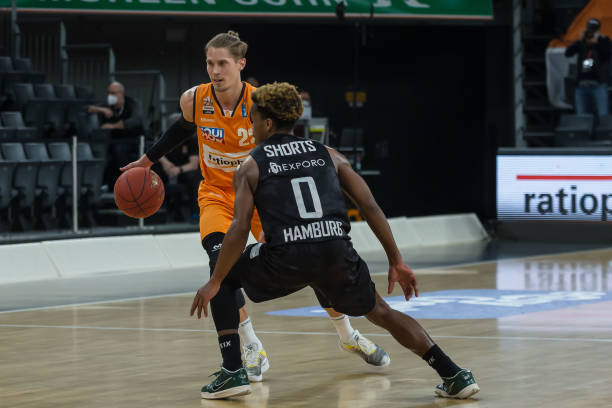 这次的世预 这次的世预