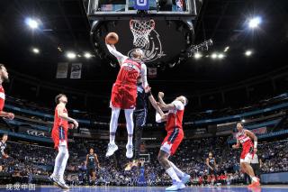 并探讨这段 并探讨这段